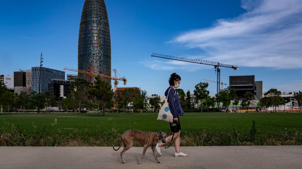XXX contagios registrados en Cataluña las últimas 24 horas: XXX en Barcelona y alrededores XXX contagios registrados en Cataluña las últimas 24 horas: XXX en Barcelona y alrededores