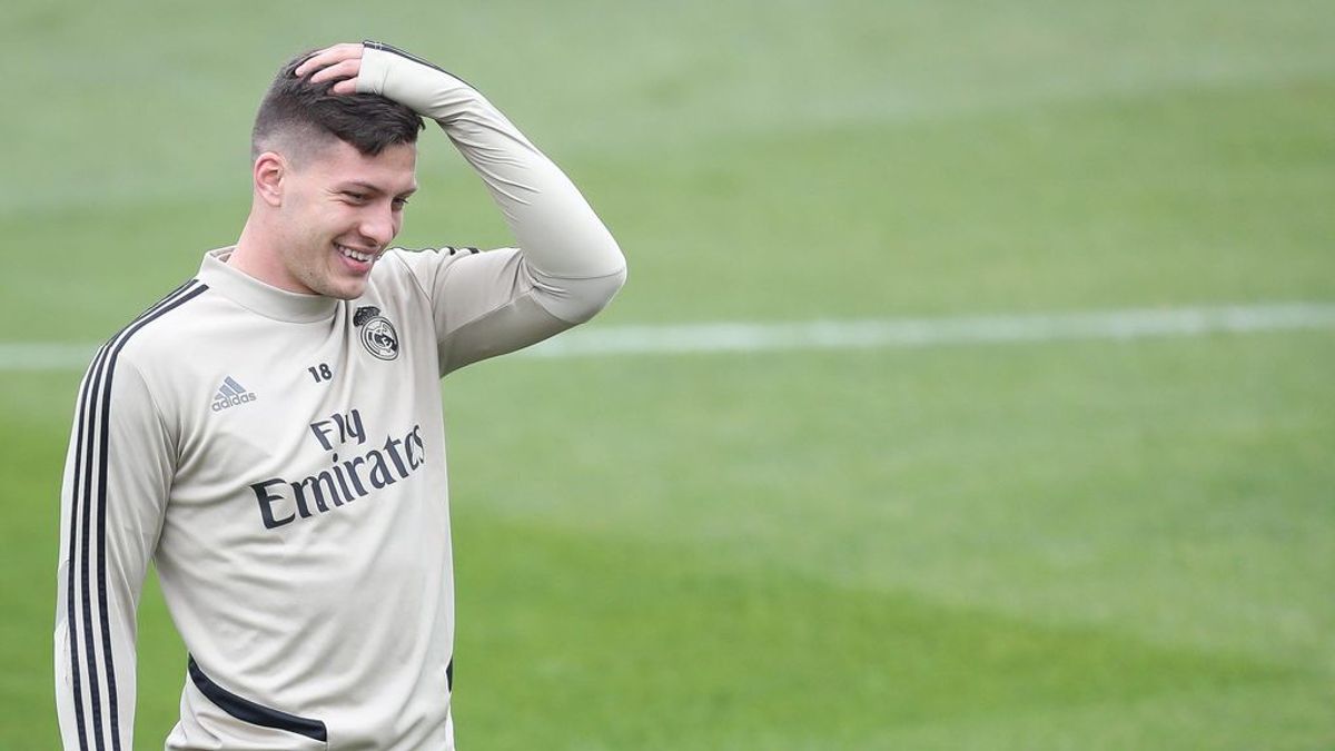 Jovic ya tiene pretendiente: el Nápoles estaría dispuesto a fichar al jugador serbio