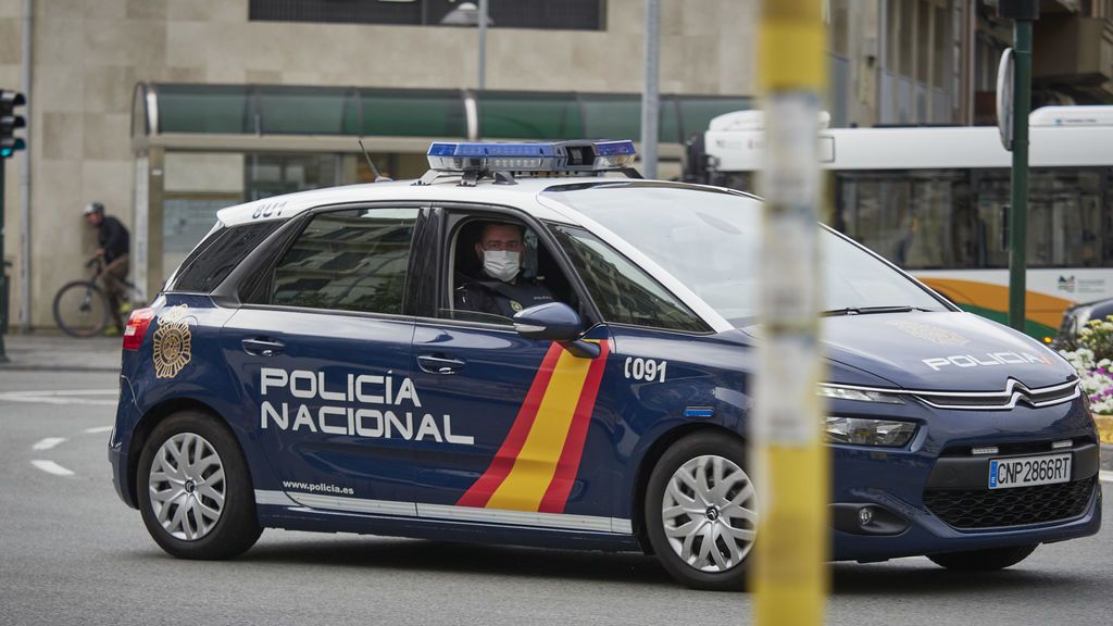 Dos detenidos en Jerez de la Frontera por el homicidio de una mujer cuyo cadáver apareció en un contenedor Dos detenidos en Jerez de la Frontera por el homicidio de una mujer cuyo cadáver apareció en un contenedor