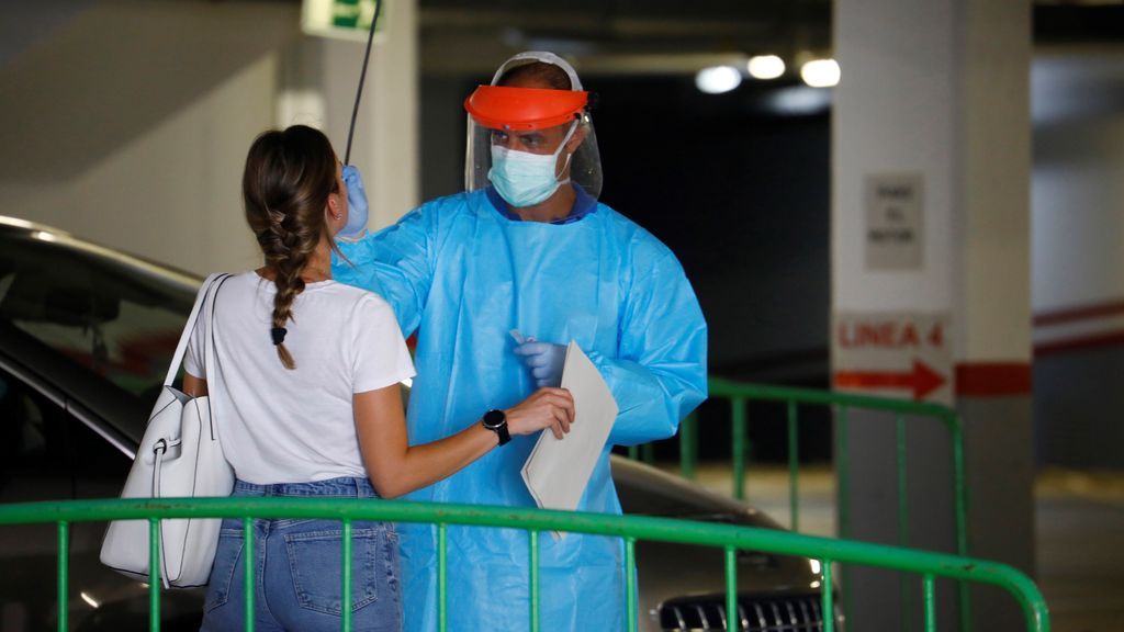 España registra un nuevo máximo de 685 nuevos casos España registra un nuevo máximo de 685 nuevos casos