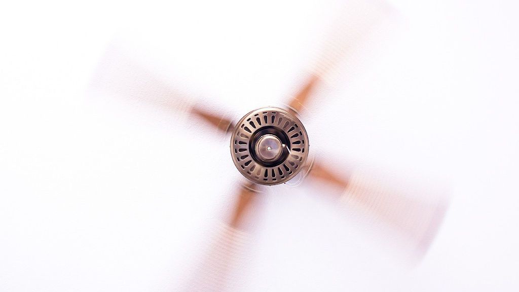 Cómo equilibrar los ventiladores de tu casa para que dejen de hacer ruido