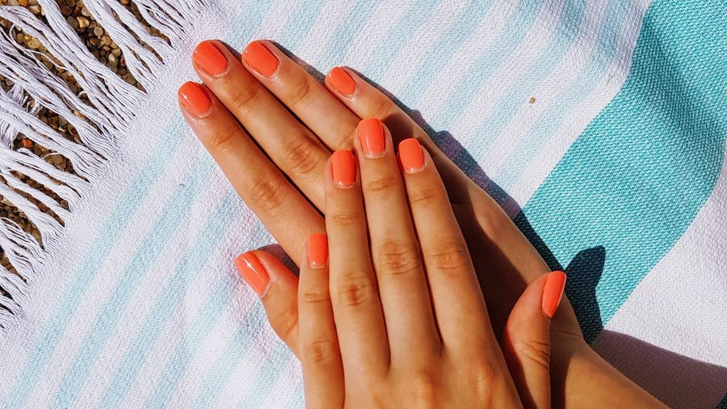 Uñas: estos son los colores más divertidos y de tendencia que no te vas a quitar en todo el verano