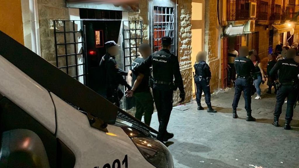 Más racismo y más ataques por ideología: suben los delitos de odio en España Más racismo y más ataques por ideología: suben los delitos de odio en España