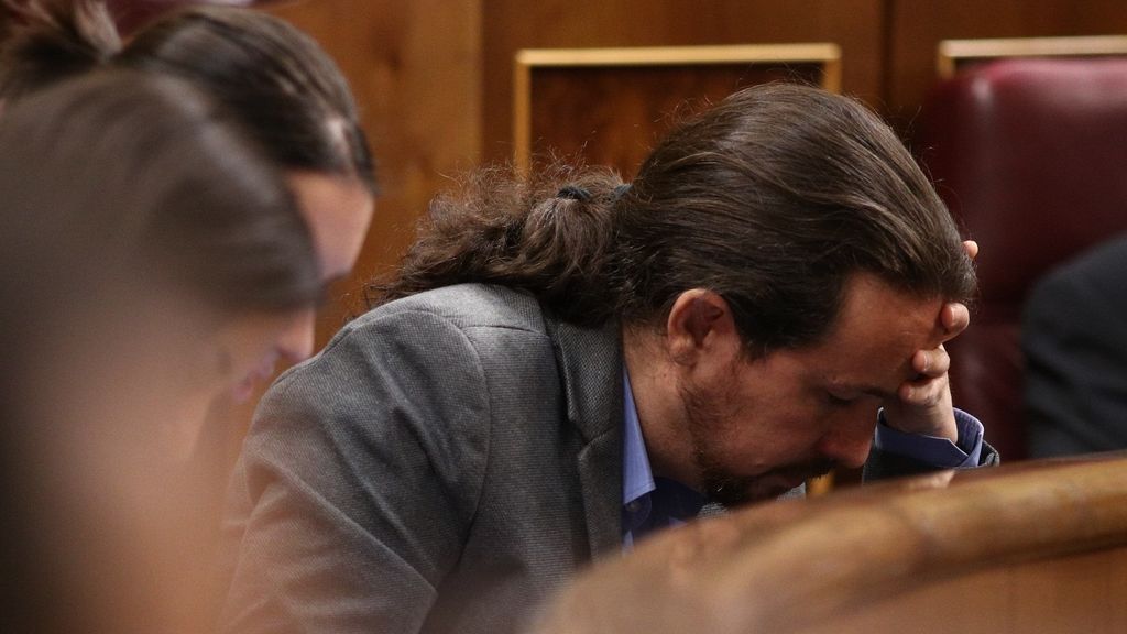 Pablo Iglesias 'lamenta' el descenso del Numancia: "Iba a Los Pajaritos con la bufanda y el bocata de mi abuela" Pablo Iglesias 'lamenta' el descenso del Numancia: "Iba a Los Pajaritos con la bufanda y el bocata de mi abuela"