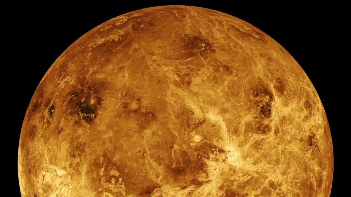 Venus no está apagado como se pensaba: detectan decenas de volcanes activos en su superficie