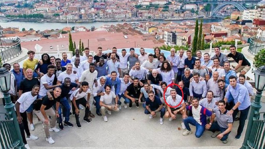 La plantilla del Oporto, de fiesta en un hotel