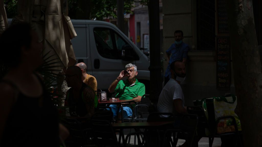Catauuña estudia que sólo se pueda beber en casa a partir de cierta hora de la noche Catauuña estudia que sólo se pueda beber en casa a partir de cierta hora de la noche