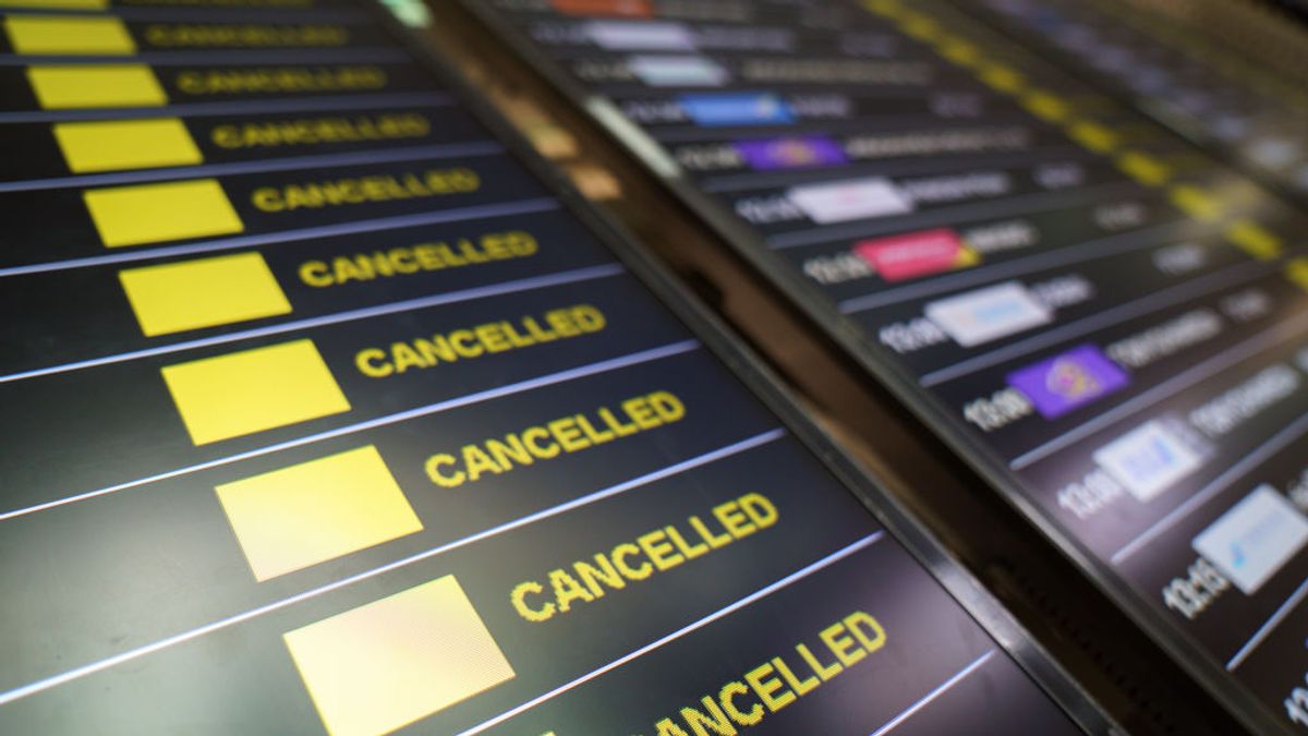 Los consumidores europeos denuncian prácticas "desleales" de aerolíneas por la pandemia de coronavirus
