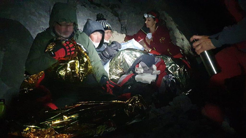 Noche en los Picos de Europa: una familia belga rescatada en plena tormenta eléctrica Noche en los Picos de Europa: una familia belga rescatada en plena tormenta eléctrica