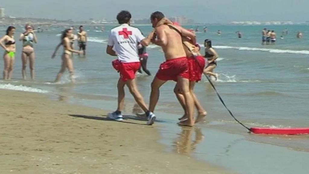 Un bañista de 57 años se ahoga en una playa de Málaga Un bañista de 57 años se ahoga en una playa de Málaga