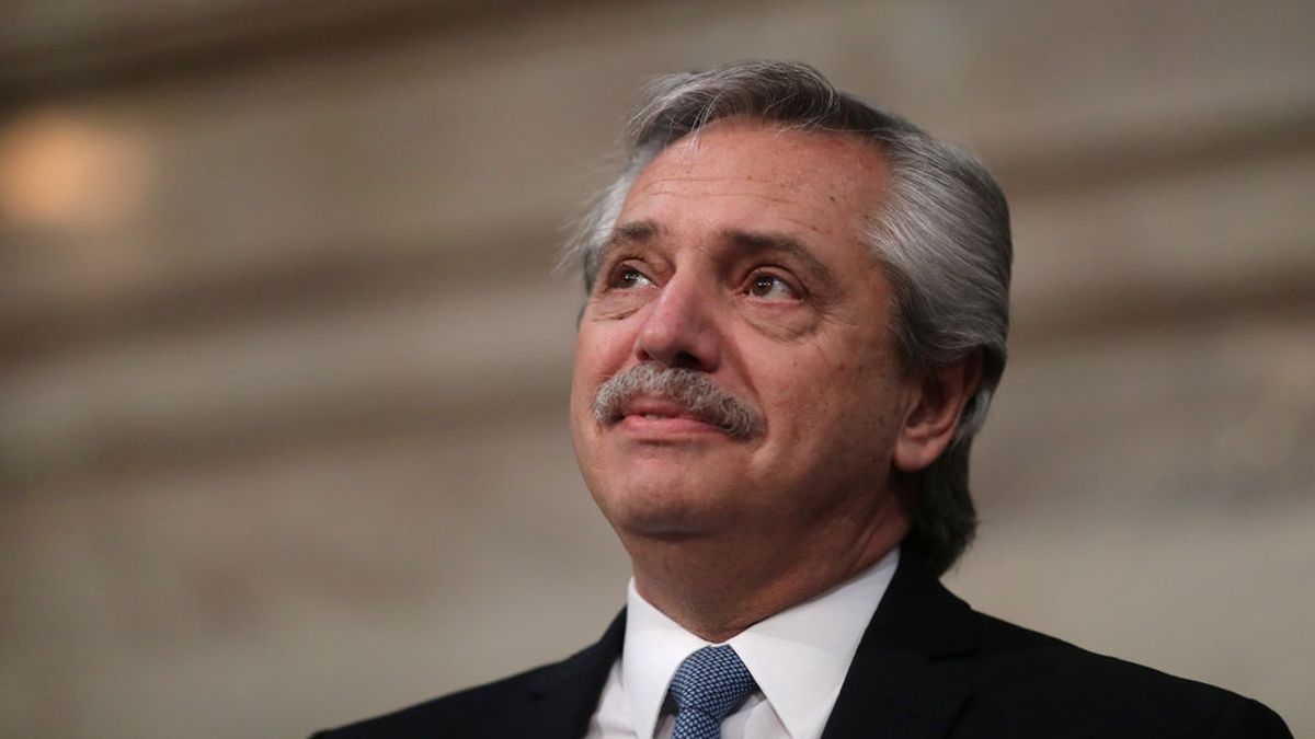 Fernandez: la COVID-19 está "lejos de ser derrotada" en Argentina Fernandez: la COVID-19 está "lejos de ser derrotada" en Argentina