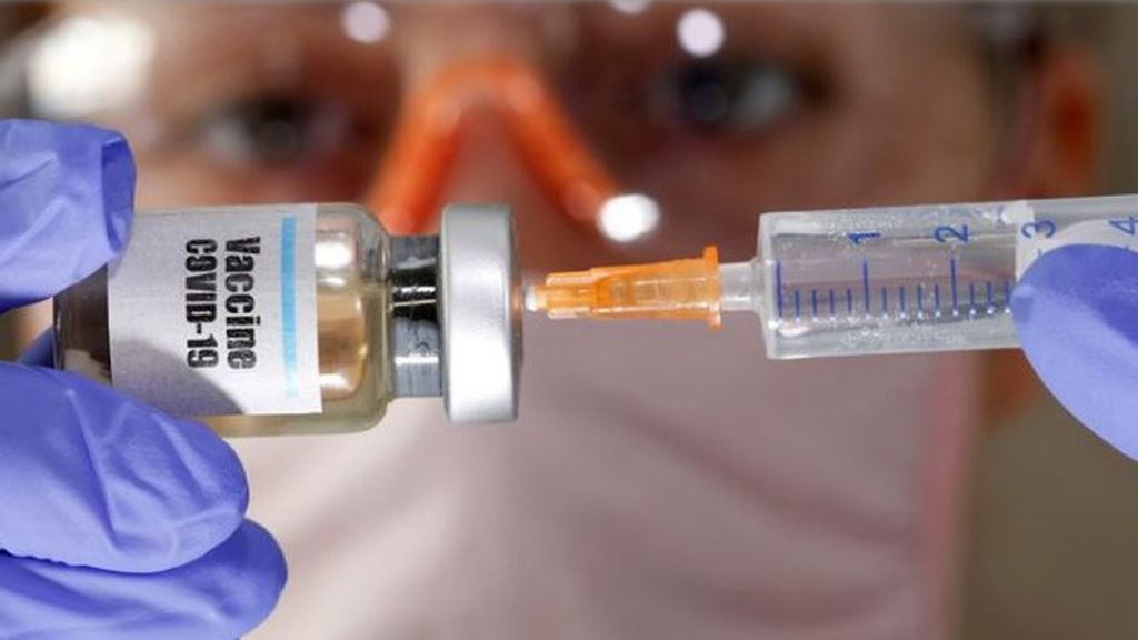 EEUU reserva 100 millones de dosis de la vacuna de BioNTech y Pfizer
