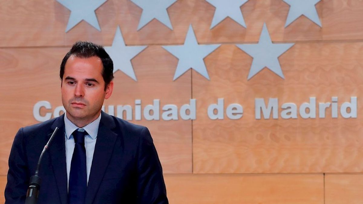 Madrid no descarta Madrid no descarta volver a imponer restricciones en reuniones, ocio nocturno, terrazas y desplazamientos Madrid no descarta Madrid no descarta volver a imponer restricciones en reuniones, ocio nocturno, terrazas y desplazamientos