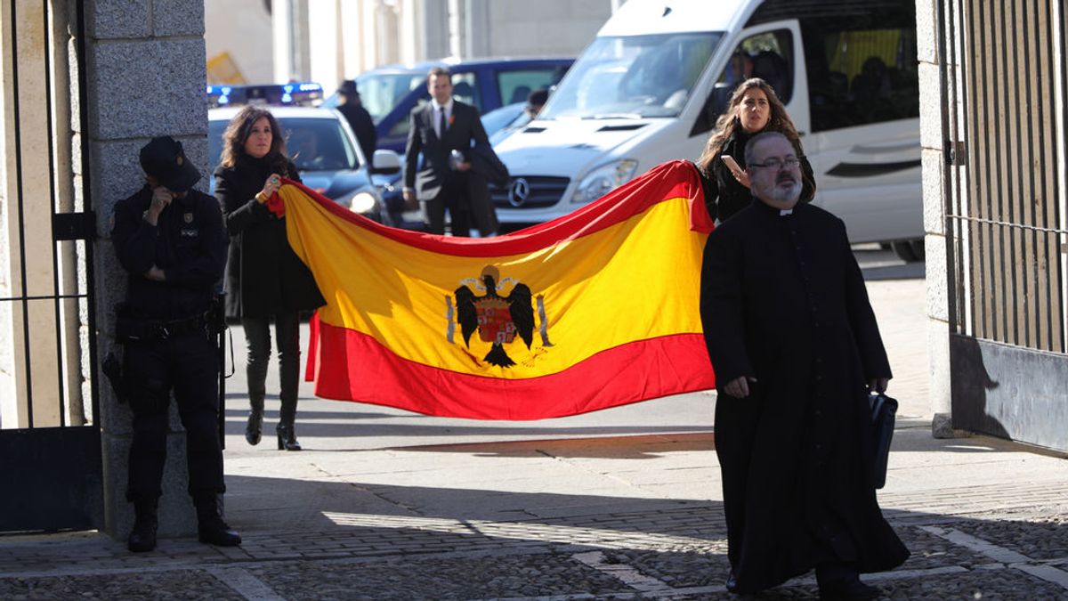 La Ley de Memoria Democrática permitirá ilegalizar asociaciones franquistas La Ley de Memoria Democrática permitirá ilegalizar asociaciones franquistas