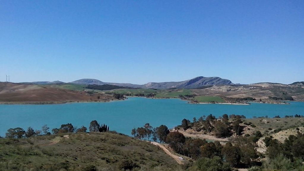 Encuentran el cuerpo sin vida de un joven desaparecido en el pantano del Chorro en Ardales (Málaga) Encuentran el cuerpo sin vida de un joven desaparecido en el pantano del Chorro en Ardales (Málaga)