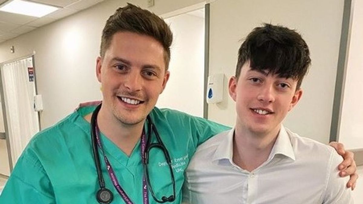 El doctor Alex George, de Love Island, desvela que su hermano pequeño murió "a causa de la salud mental"