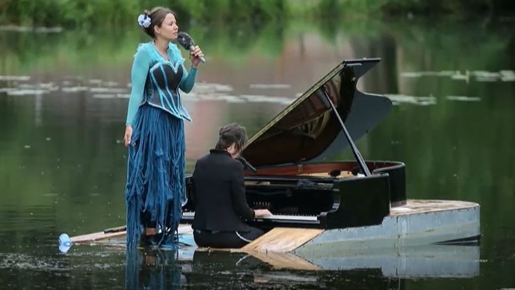 Espectáculo musical clásico sobre el lago de Ricquebourg