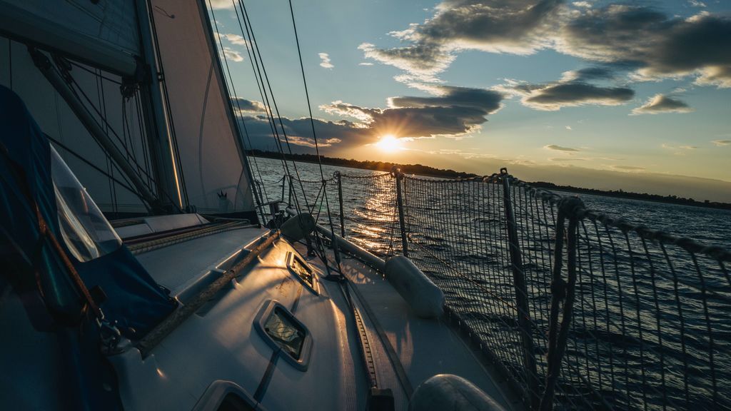 Muere una mujer tras el impacto de dos veleros en aguas de Ibiza Muere una mujer tras el impacto de dos veleros en aguas de Ibiza