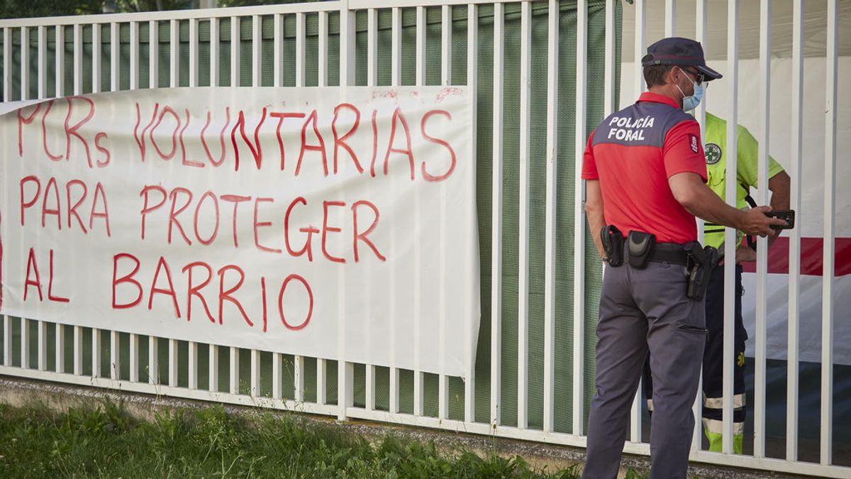 Rebrotes en España: el foco en Mendillorri acumula 170 casos mientras el de Totana se eleva a 105 positivos Rebrotes en España: el foco en Mendillorri acumula 170 casos mientras el de Totana se eleva a 105 positivos