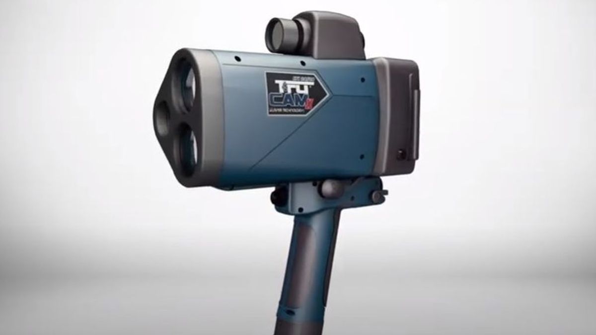 La DGT presenta el Trucam II: radar láser que multa a un kilómetro de distancia