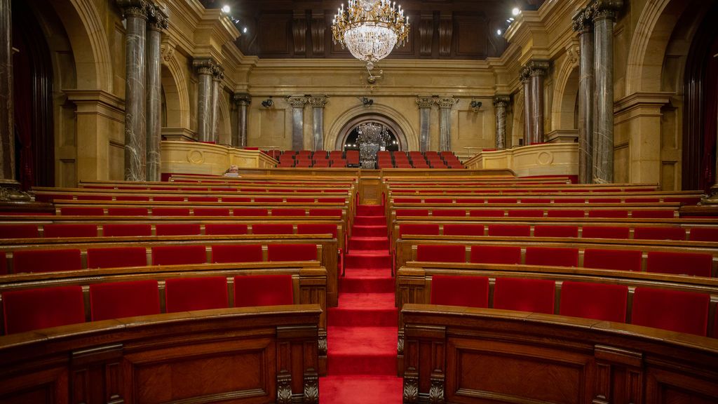 El positivo de una diputada obliga al Parlament de Cataluña a teletrabajar El positivo de una diputada obliga al Parlament de Cataluña a teletrabajar