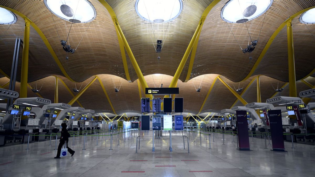Aena pierde 171 millones en el primer semestre y prevé que el tráfico aéreo se estabilizará entre 2024 y 2027 Aena pierde 171 millones en el primer semestre y prevé que el tráfico aéreo se estabilizará entre 2024 y 2027