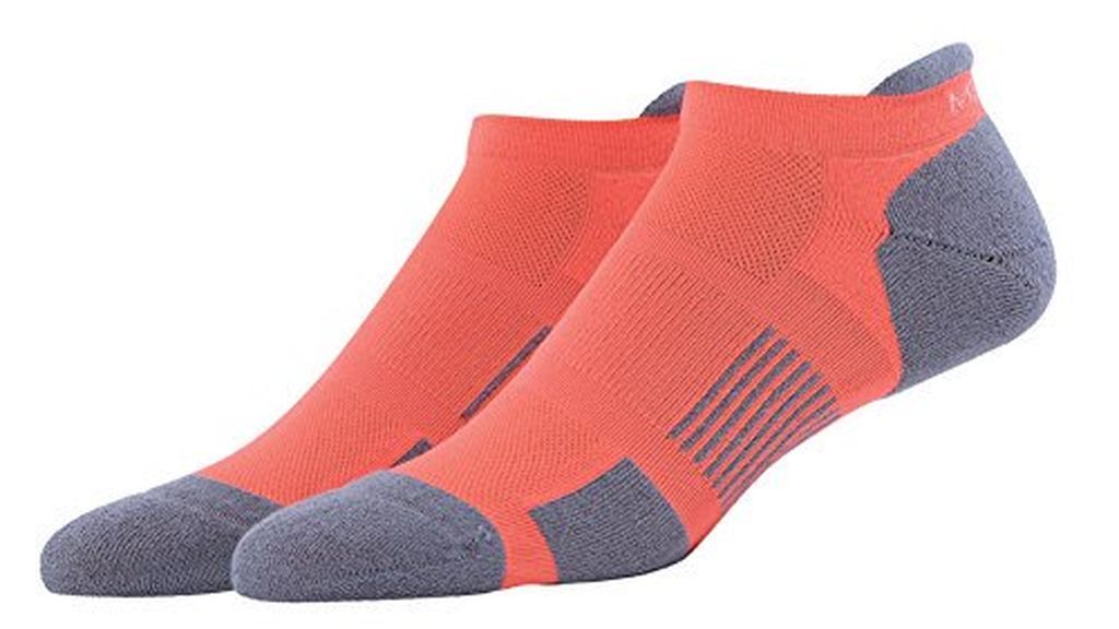 calcetines naranjas tipo Coolmax