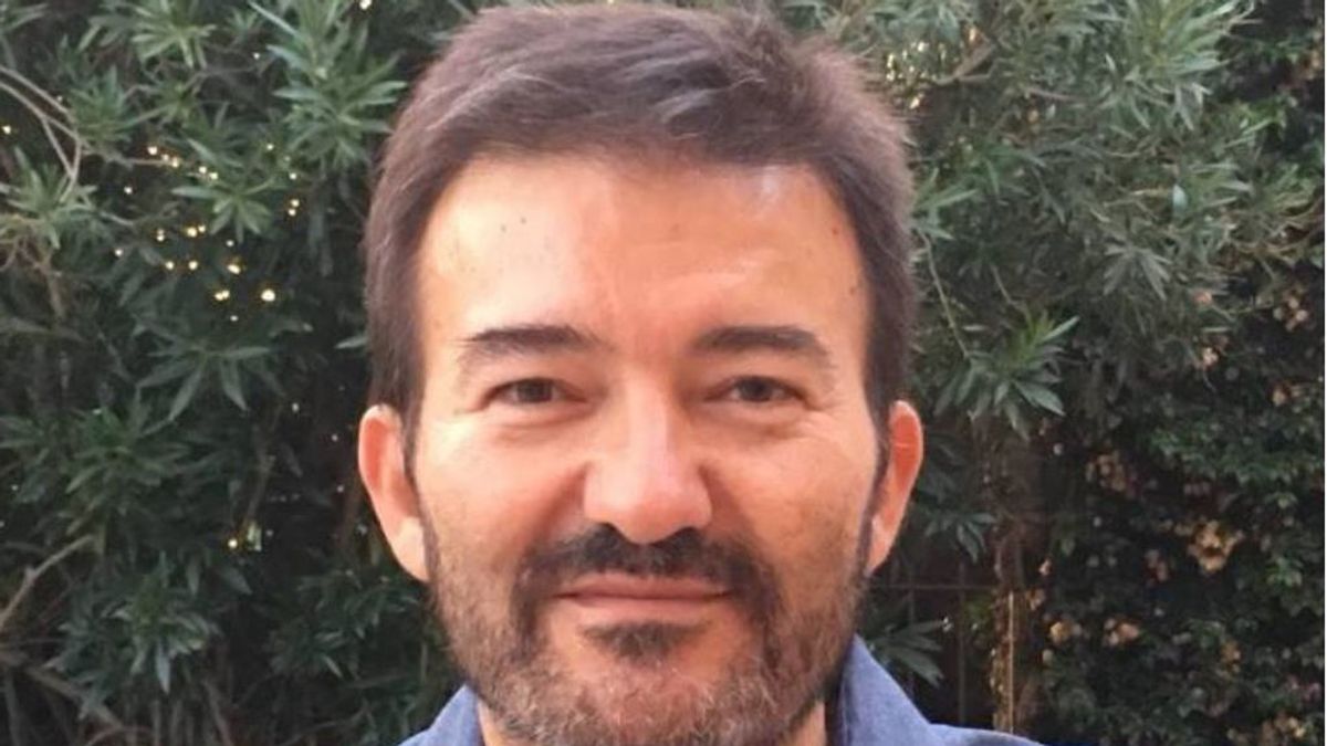 José Manuel Calvente, exabogado de Podemos, se ratifica ante el juez: "Había sobresueldos y caja b" José Manuel Calvente, exabogado de Podemos, se ratifica ante el juez: "Había sobresueldos y caja b"