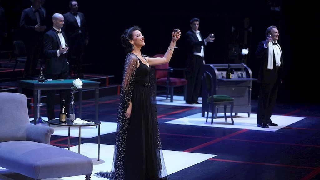 Lisette Oropesa, primera mujer que hace un 'bis' en el Teatro Real Lisette Oropesa, primera mujer que hace un 'bis' en el Teatro Real