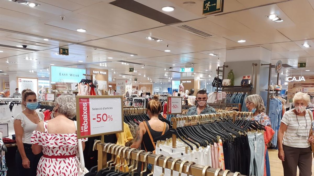 El comercio eleva sus ventas un 18% en junio y encadena la segunda subida consecutiva El comercio eleva sus ventas un 18% en junio y encadena la segunda subida consecutiva