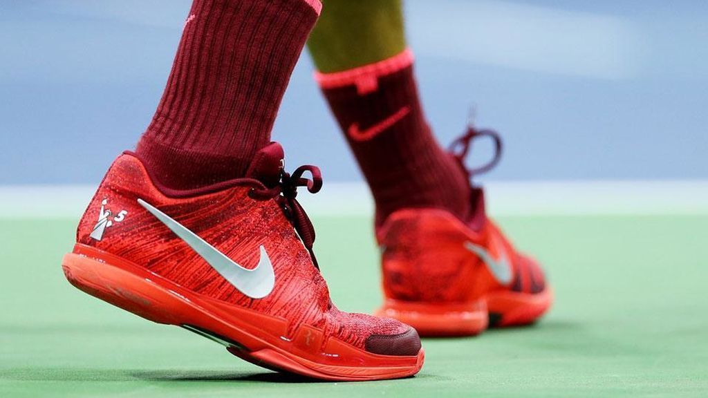 zapatillas de tenis marca Nike de Roger Federer
