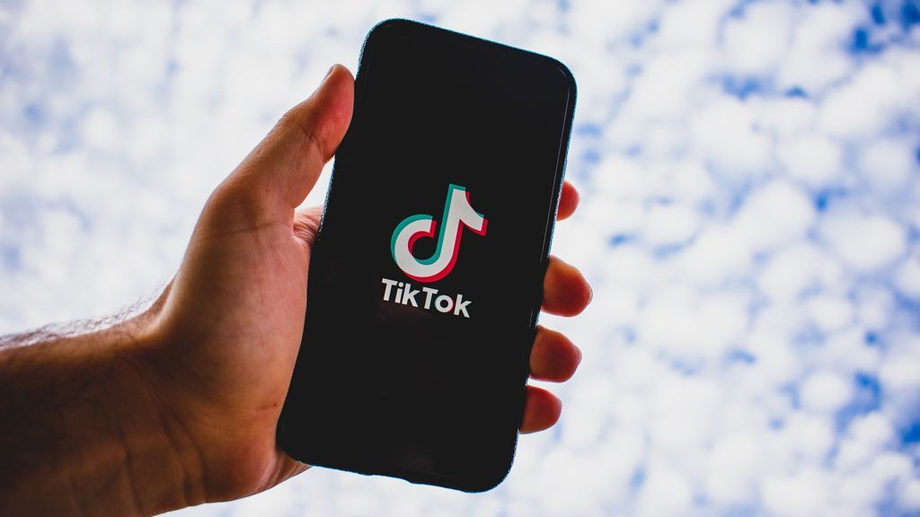 TikTok logo