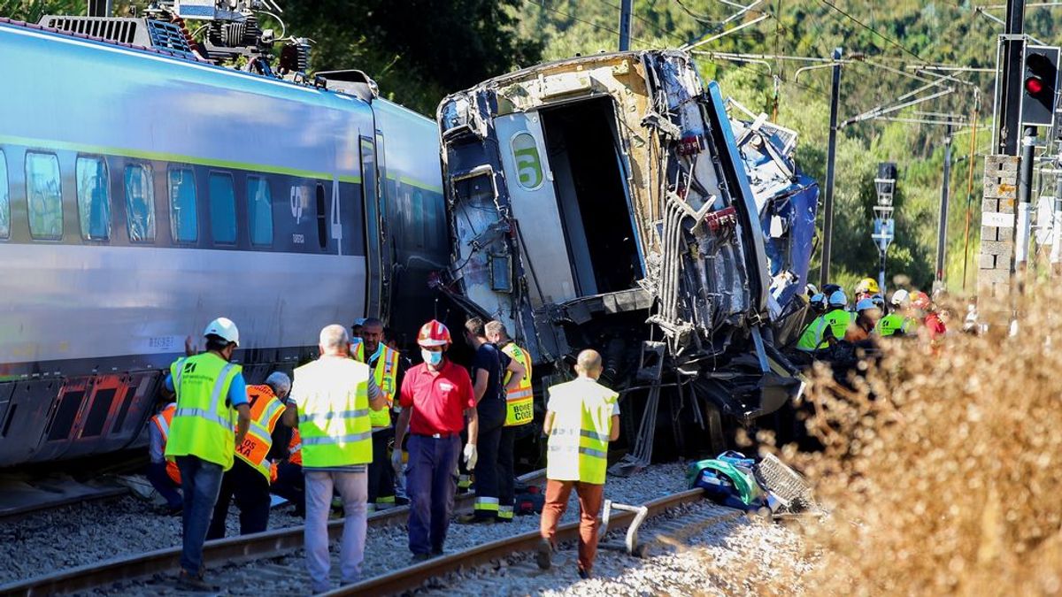 Dos muertos y una treintena de heridos al chocar y descarrilar un tren en Coimbra, Portugal