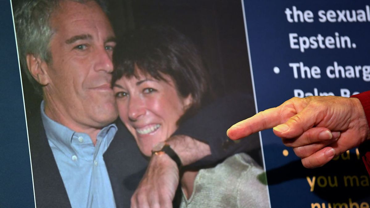 Salen a la luz documentos secretos sobre Ghislaine Maxwell, la cómplice del depredador sexual Jeffrey Epstein Salen a la luz documentos secretos sobre Ghislaine Maxwell, la cómplice del depredador sexual Jeffrey Epstein