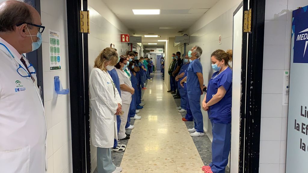 La COVID de marzo a julio, contada por los sanitarios: "Hemos hecho un máster de vida en cuatro meses" La COVID de marzo a julio, contada por los sanitarios: "Hemos hecho un máster de vida en cuatro meses"
