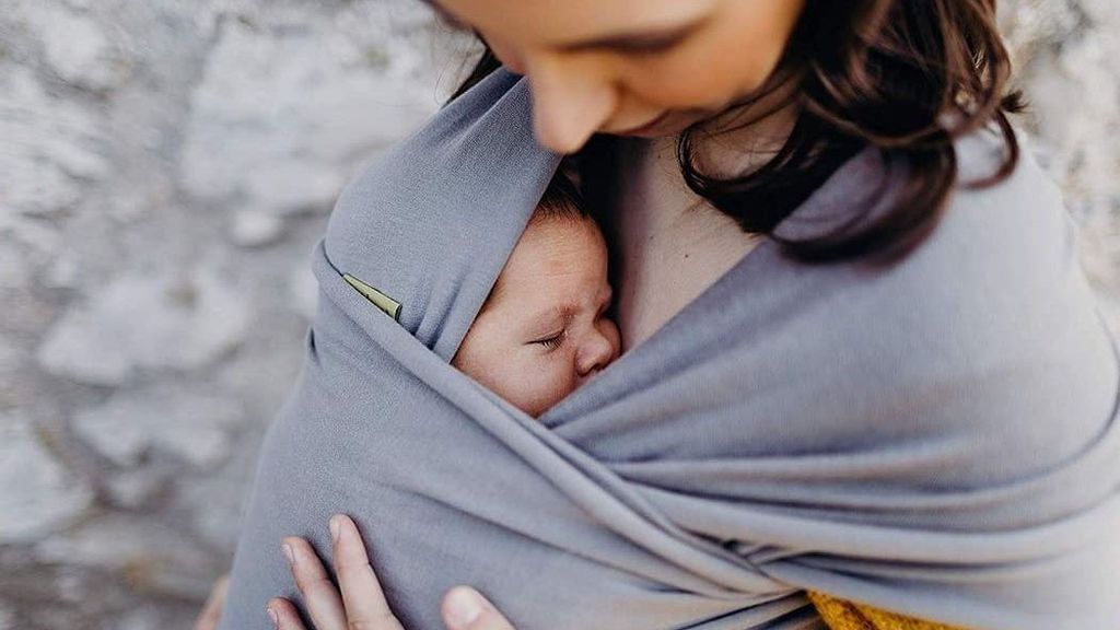 Ayudará a que el bebé esté más conectado con los padres y sea más sociable.