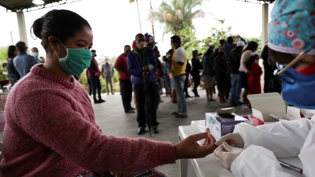 Brasil alcanza los 2,7 millones de contagios tras registrar más de 45.000 casos en un día Brasil alcanza los 2,7 millones de contagios tras registrar más de 45.000 casos en un día