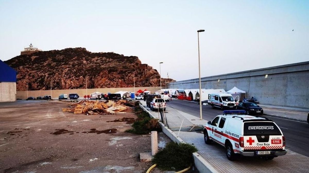 Se fugan otros 8 inmigrantes en cuarentena un día después de escapar 59 del mismo centro en Murcia Se fugan otros 8 inmigrantes en cuarentena un día después de escapar 59 del mismo centro en Murcia
