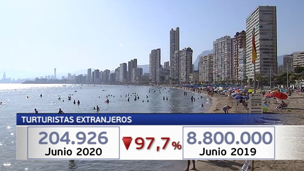 La resaca económica del coronavirus en España: cae el turismo un 97,7 % en junio
