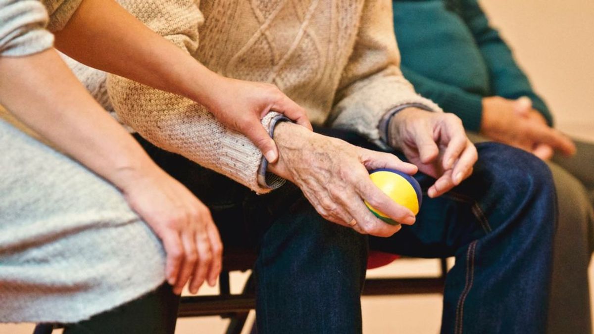 La edad parental del inicio de Alzheimer, clave para detectar y prevenir la enfermedad en las hijas La edad parental del inicio de Alzheimer, clave para detectar y prevenir la enfermedad en las hijas