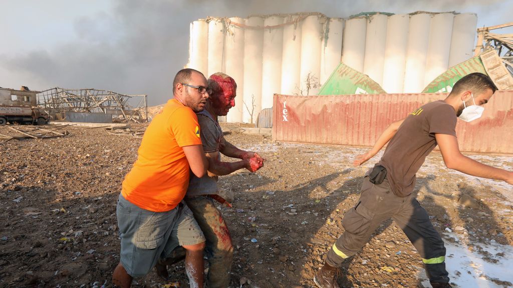 Las imágenes de la potente explosión en Beirut