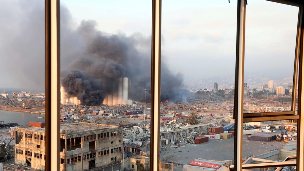 Las imágenes de la potente explosión en Beirut