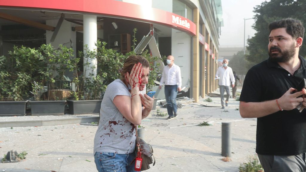 Las imágenes de la potente explosión en Beirut