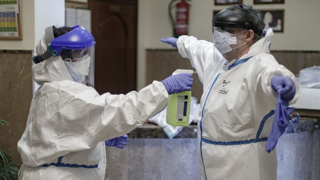 Un brote de Covid-19 en una residencia de Liencres, en Cantabria, obliga a aislar a sus residentes Un brote de Covid-19 en una residencia de Liencres, en Cantabria, obliga a aislar a sus residentes