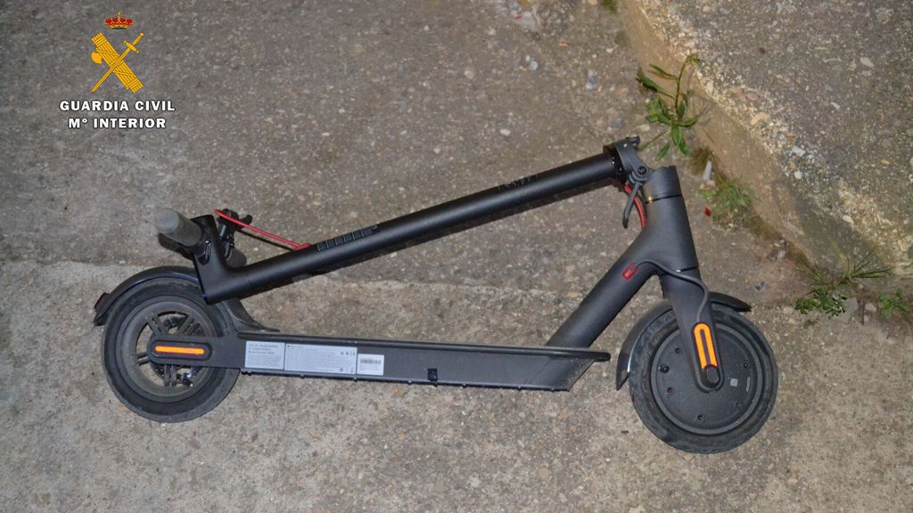 Un joven sufre un accidente en La Rioja cuando circulaba en patinete eléctrico y bajo los efectos del alcohol Un joven sufre un accidente en La Rioja cuando circulaba en patinete eléctrico y bajo los efectos del alcohol