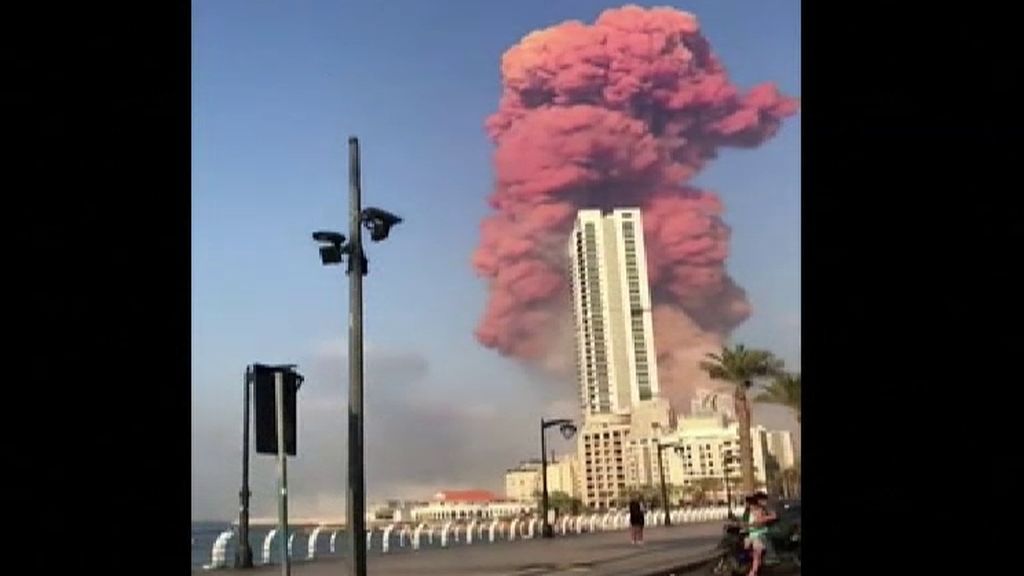 Nuevas imágenes de la potente explosión en Beirut