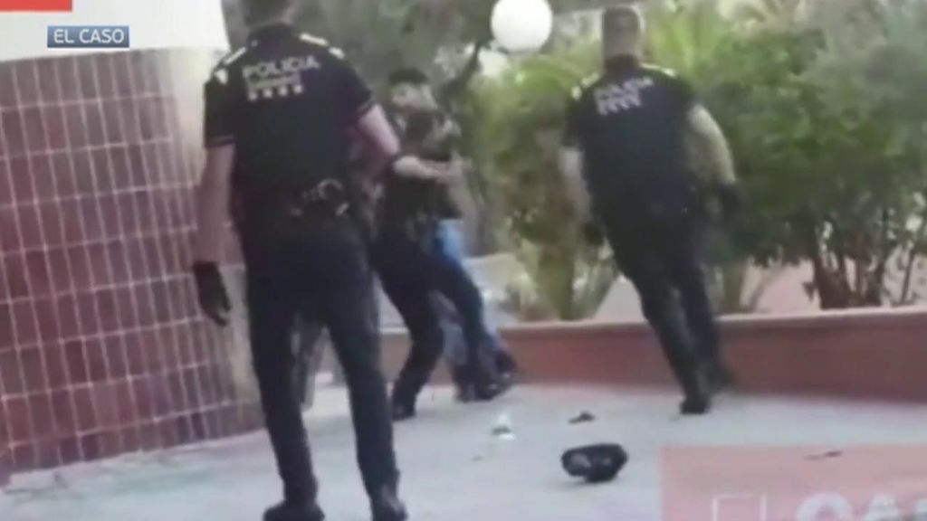 Un menor detenido en Sabadell tras una pelea con los agentes