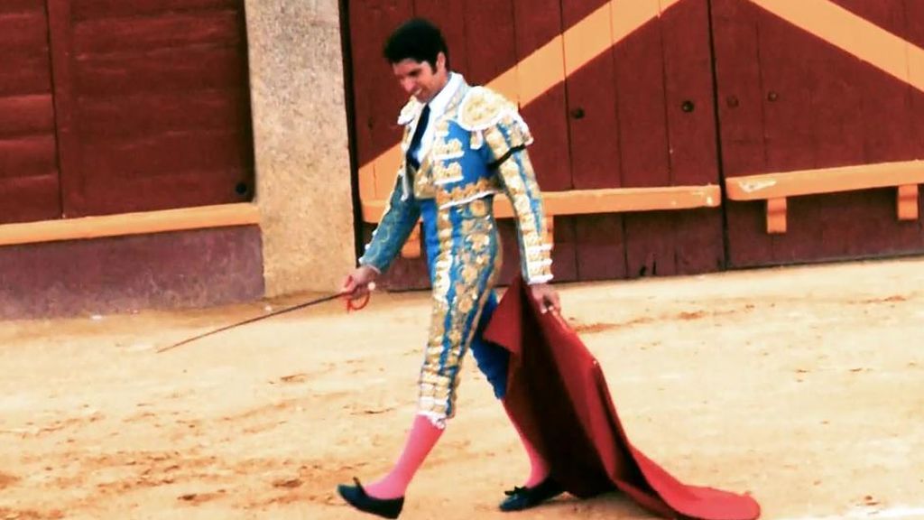 Cayetano Rivera se Retira de los ruedos de forma momentánea por la presión mediática, según María Patiño