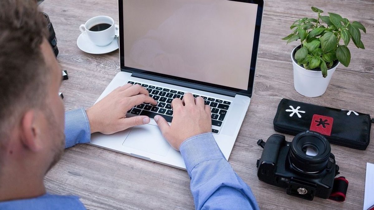 El teletrabajo dificulta la desconexión: el 67% atiende llamadas fuera de su horario El teletrabajo dificulta la desconexión: el 67% atiende llamadas fuera de su horario
