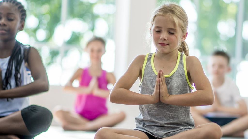 Los beneficios del mindfulness en niños y cómo nos ayuda a las madres.